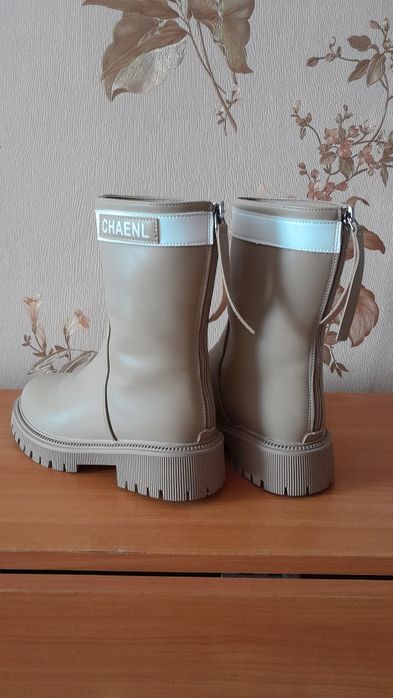 Зимнии сапоги новые