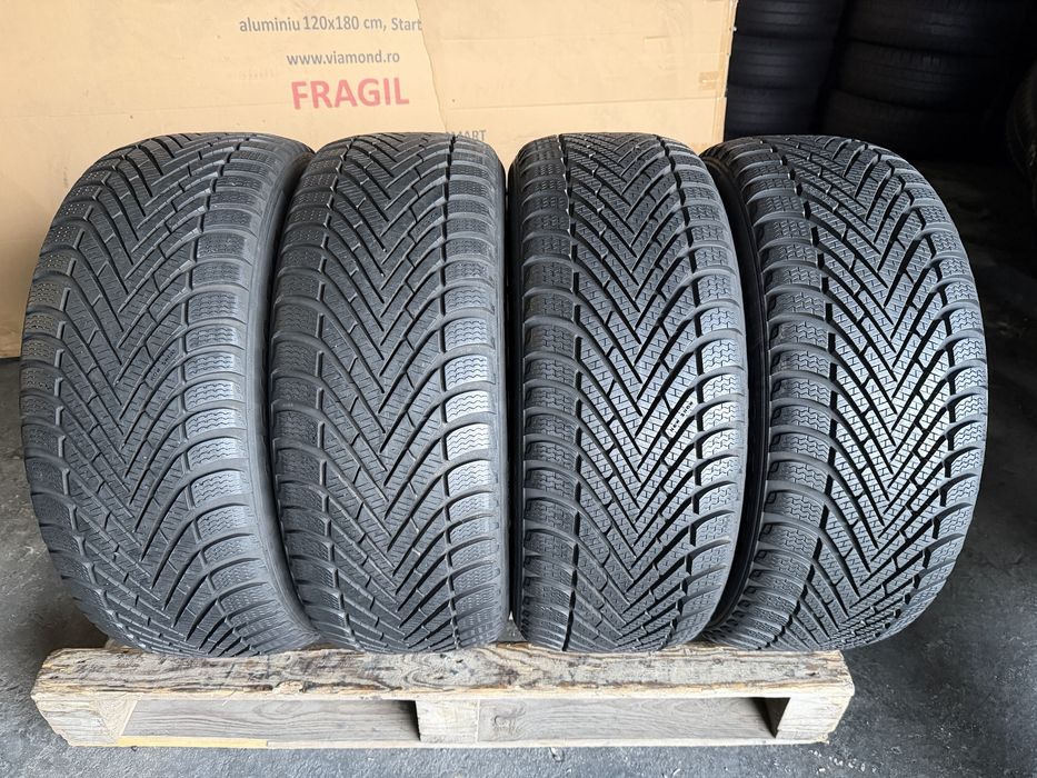 4 anvelope iarna 215/50/17 Pirelli 7.5-8.5 mm DOT 2020!