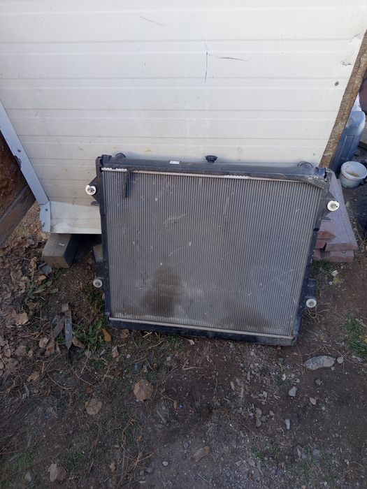 Радиатор Lexus 470