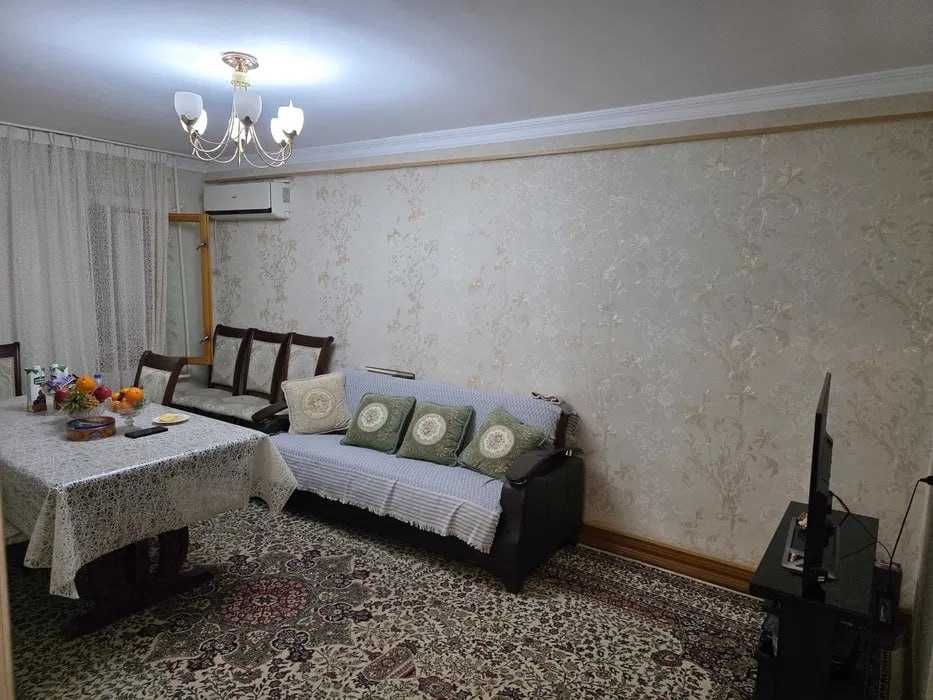 2/1/5 массив Лабзак ц13 продается 51м2