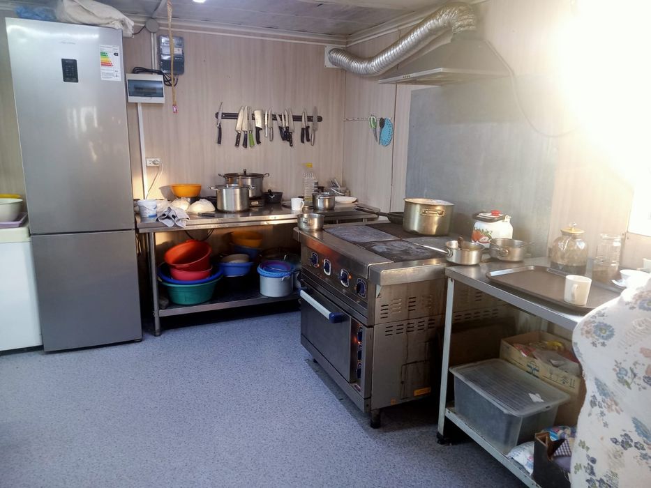 Продам кафе по трассе