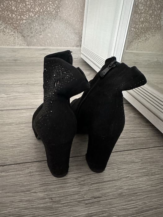 Продам ботильоны