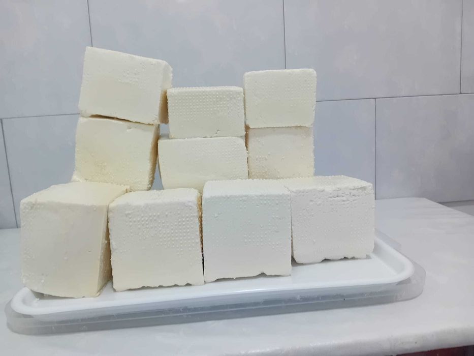 Branza de capra maturata