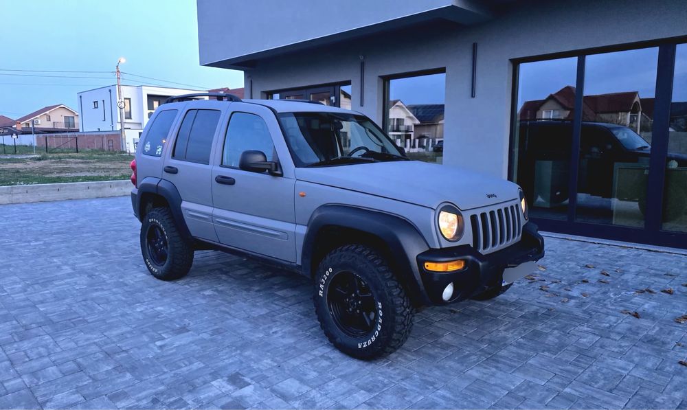 Vind Jeep Cherokee off-road