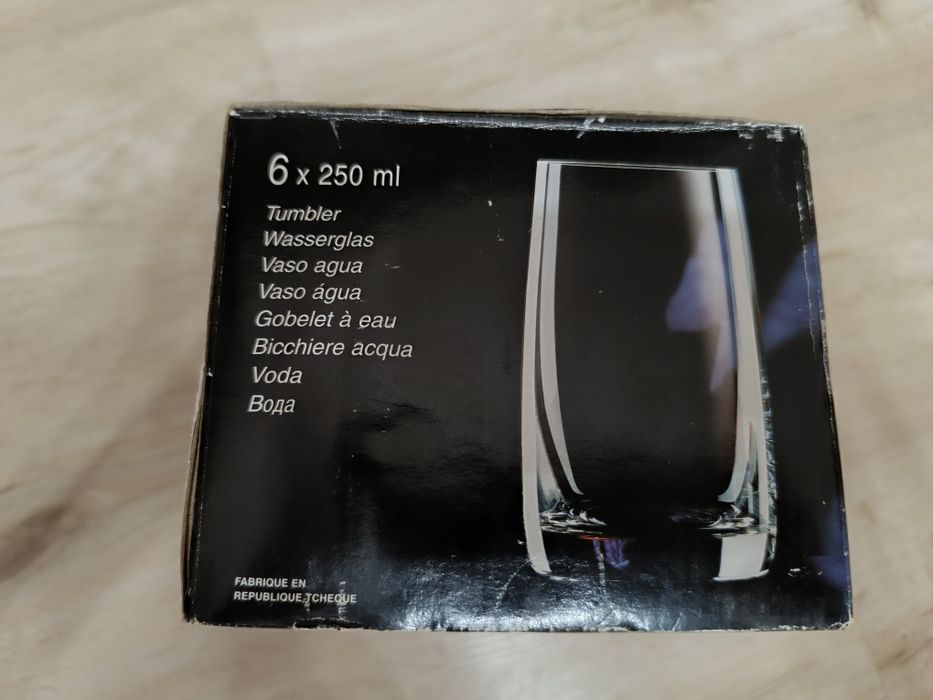 Рюмки стаканы одной серии