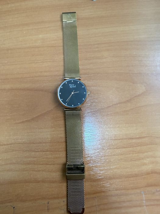 Женские часы Pierre Ricaud