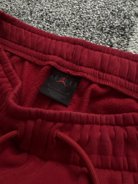 pantaloni jordan
