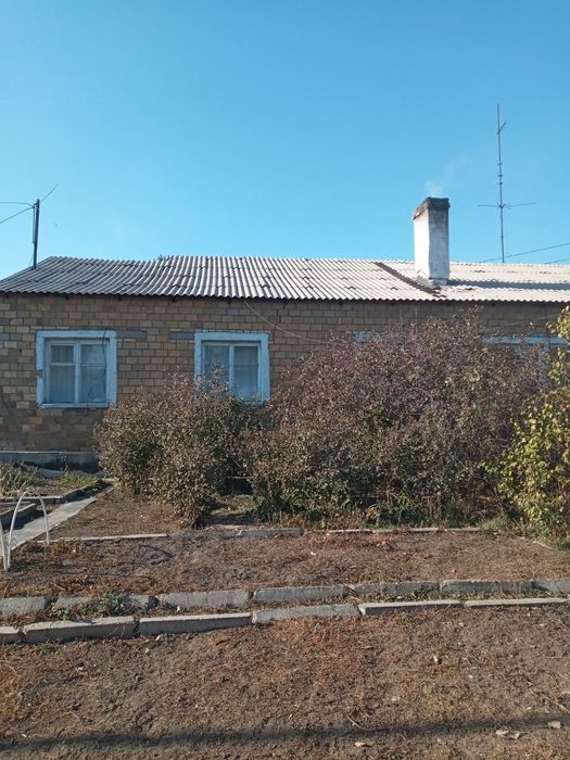 Продаю дом в особняке на два хозяина.