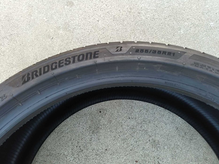 O anvelopa de vara 255 35 21 bridgestone turanza 6 enliten 6,5 mm 2025