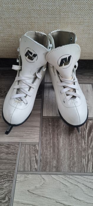 Коньки фигурные детские