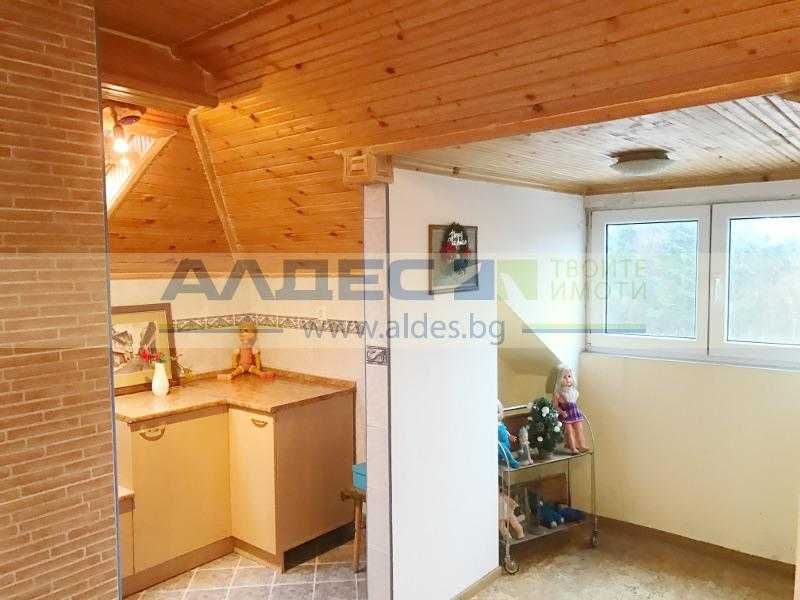 Дава се под наем Двустаен апартамент в София, Бояна - 85 кв.м за 382.5 € - Снимка #2