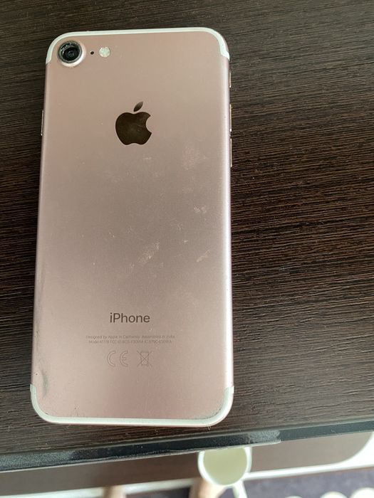 Iphone 7 продается срочно