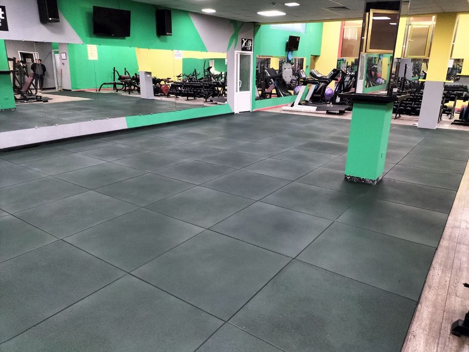 Резина брусчатка детиски пелашатка супорт зал