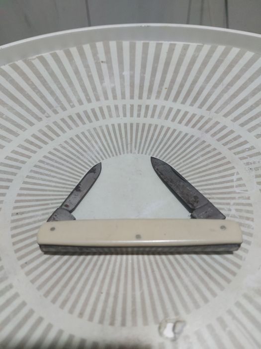 Cuțit pliabil antic