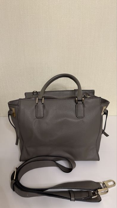 Женская  сумка Guess