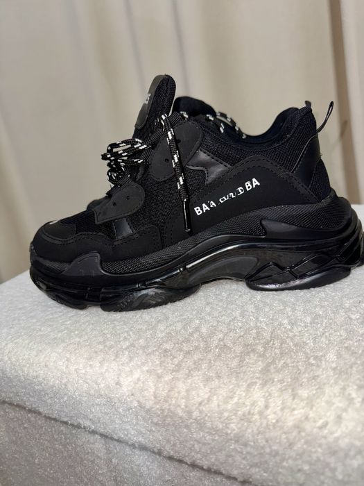 Adidasi 40 Triple S