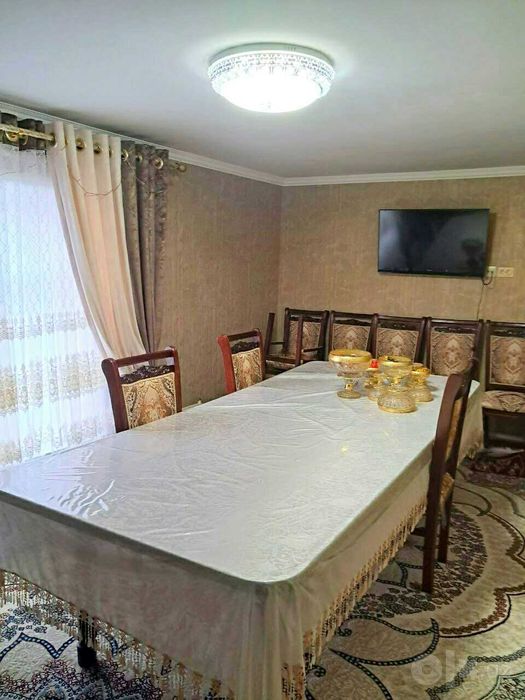 Файзли Ховли  сотилади . 4 хона Тайер Уй 6.5 сотик Кибрай рн Дархон