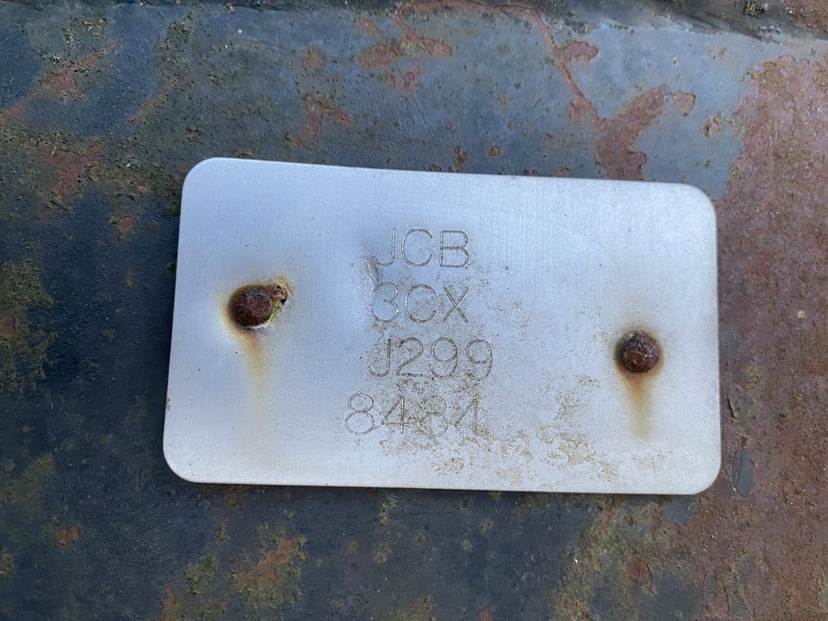 Cupa  tip crocodil pentru Jcb 3CX