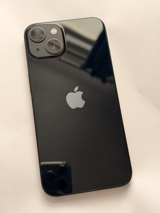 IPHONE 13 в идеальном состоянии