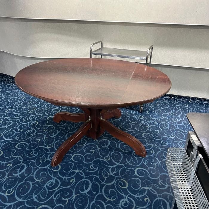 Masa lemn masiv evenimente