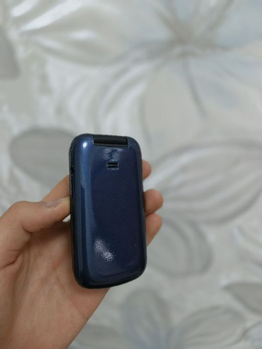 Samsung gusto bn nokia knopkali telefonlar