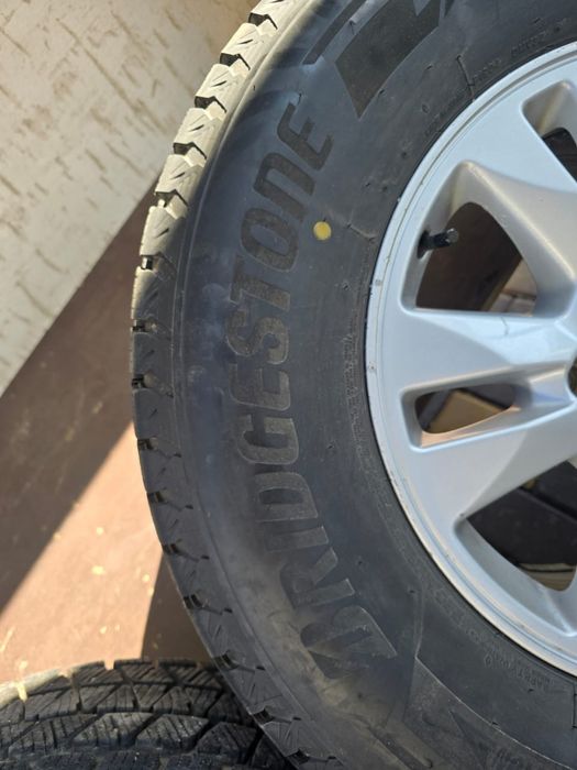 BRIDGESTONE шины на 200