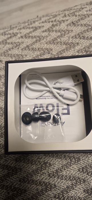 Продам безпроводные наушники art tech 2