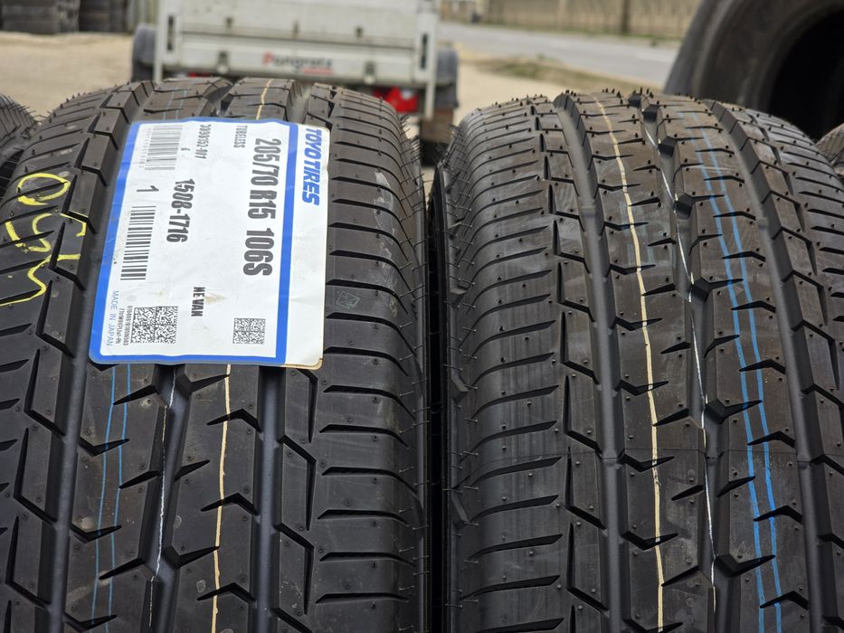 Anvelope dr vara 205-70r15c Toyo