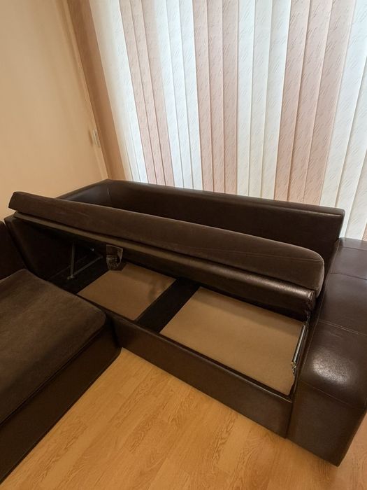 Ъглов диван спалня