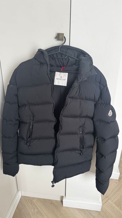 Geaca Moncler barbati - S/M