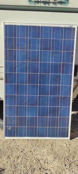 Продавам соларни панели