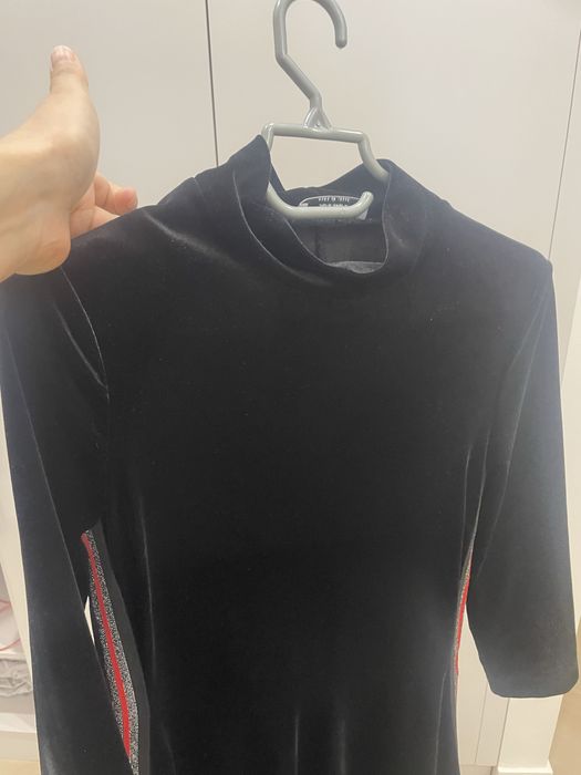 Продам платье бархатное