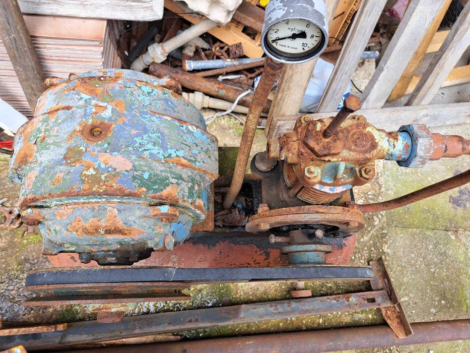 Продавам компресор