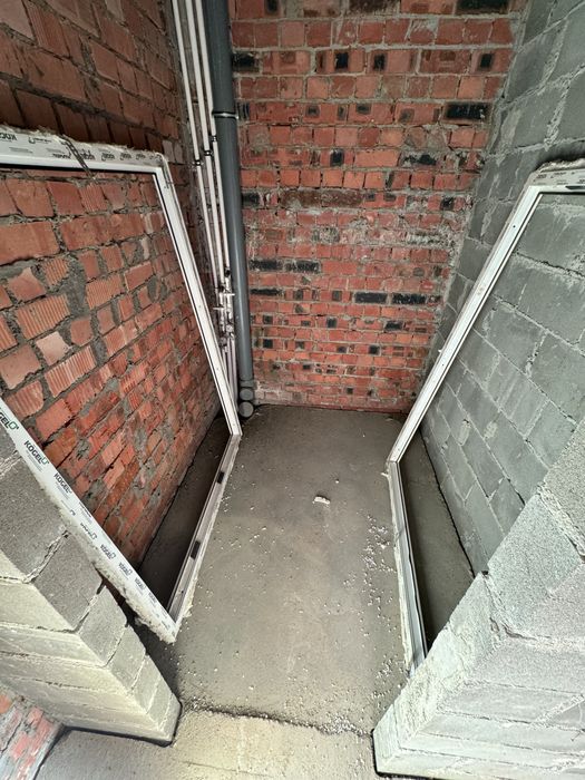 Продам балконные двери и окна срочно!