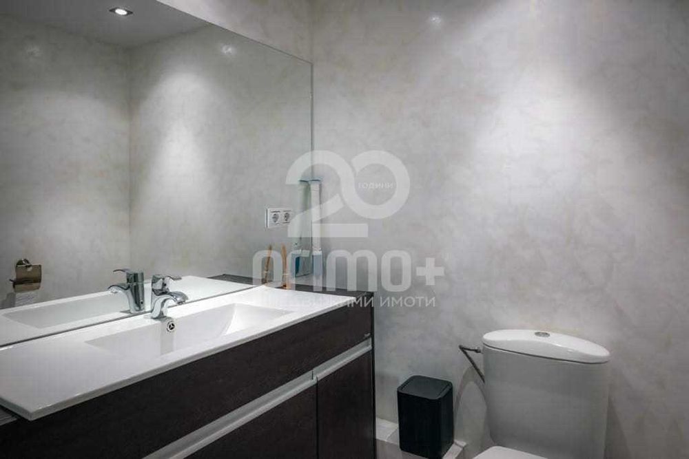 Продава се Тристаен апартамент в Велико Търново, Бузлуджа - 92 кв.м за 1903 €/кв.м - Снимка #12