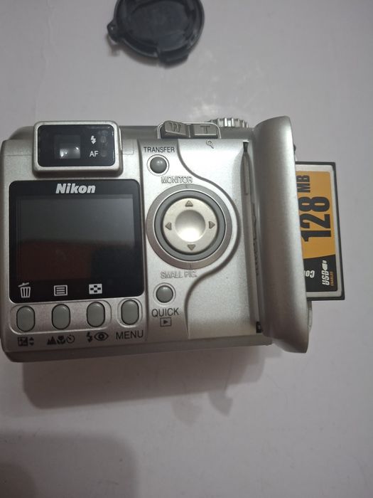 Цифровая камера  Nikon cool pixels 4300