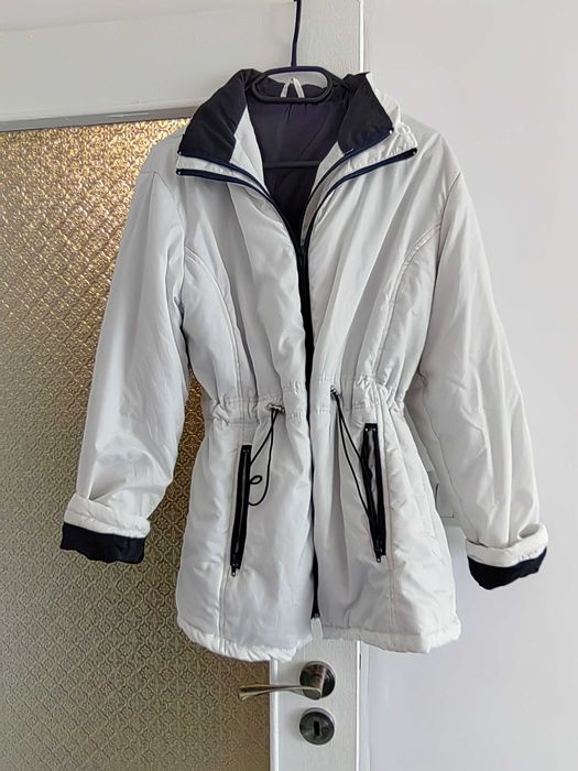 Продавам дамско яке