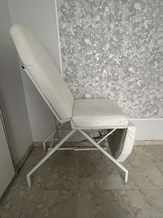 Продам кушетку раскладную