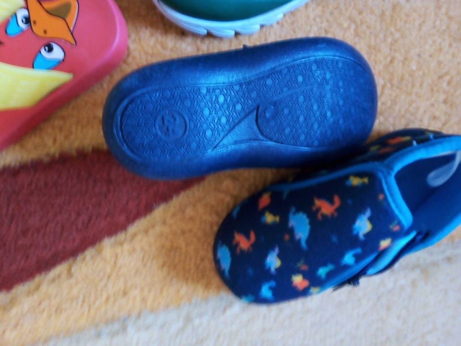 Детски обувки номер 24