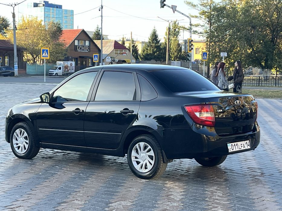 Лада гранта 2017 год