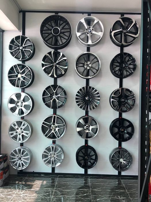 Saka Diska vossen R17