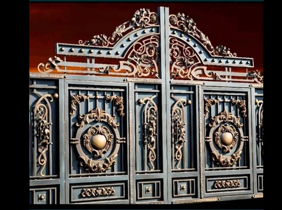 Porți, garduri, mâini curente, balansoare din fier forjat.