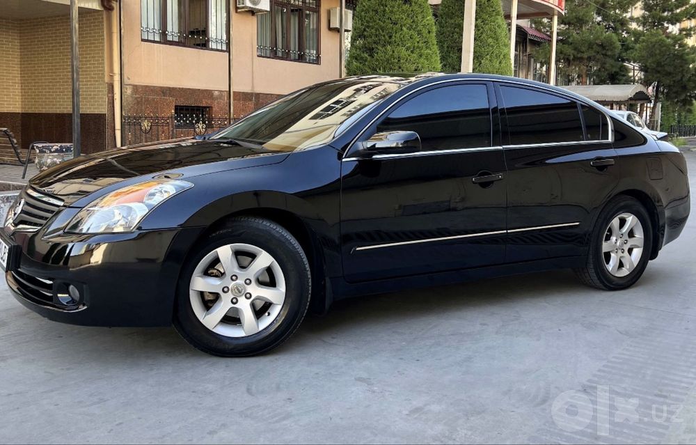 Nissan Altima l32 2.5 Full Dubai