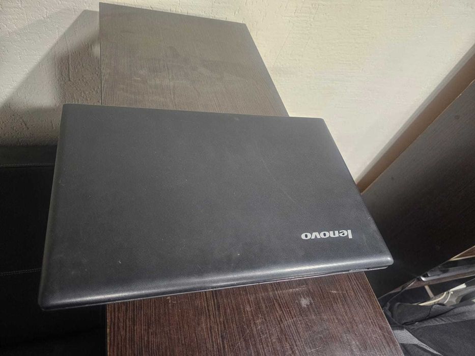 Продам офисный ноутбук lenovo