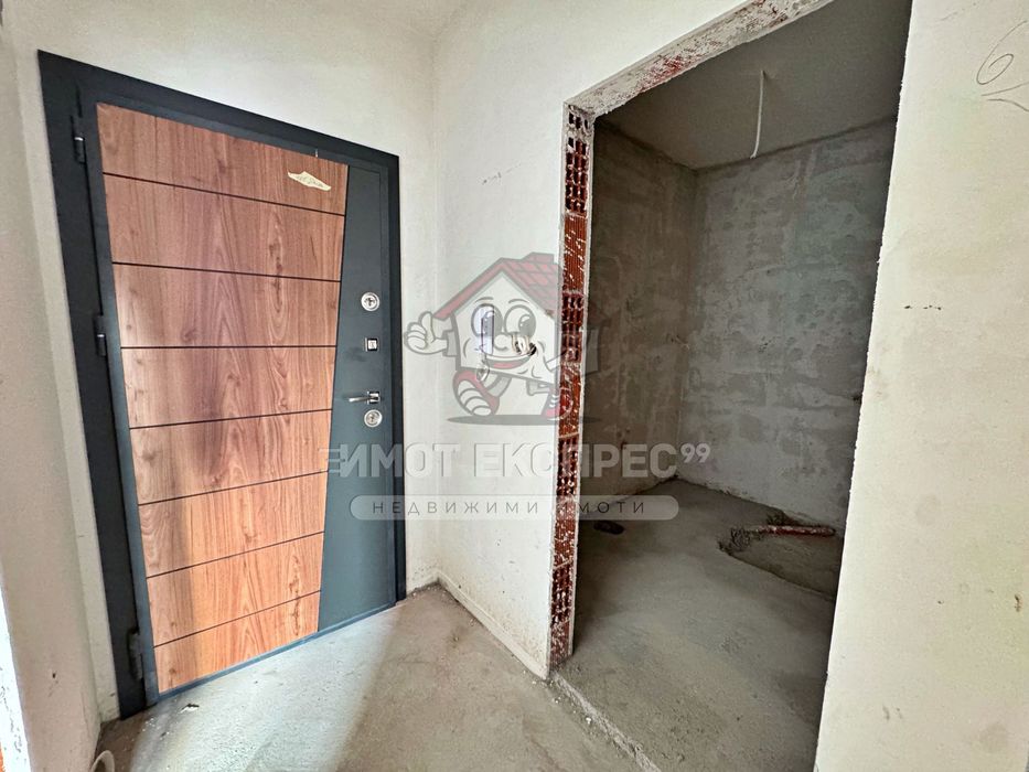 Тристаен апартамент, ново строителство, с изба, кв.Изток