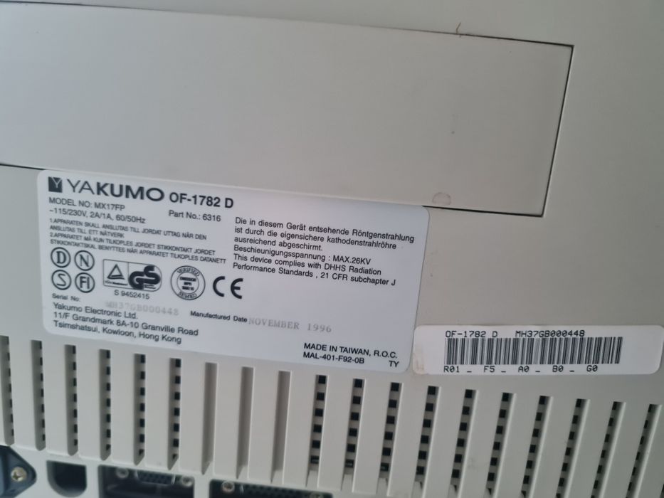 Monitor Yakumo 1996
