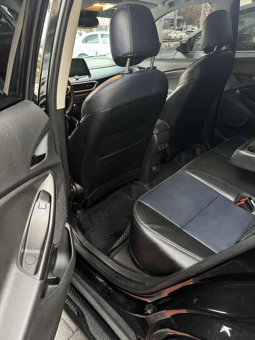 Tracker Premier plus