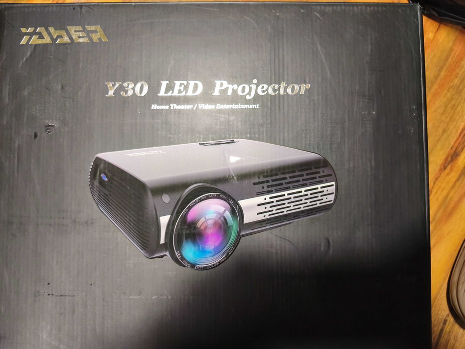 Нов, пълен комплект с мека чанта 4K проектор YABER Y30 EUARY
