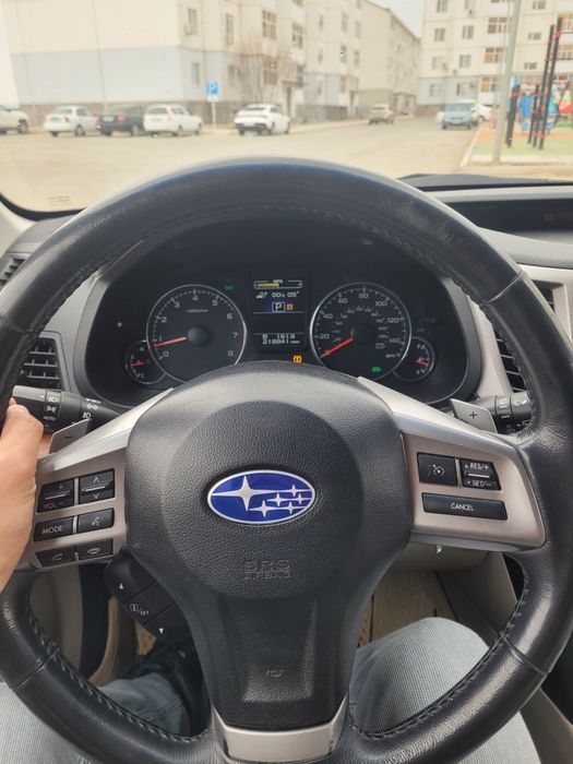 Субару Оутбак 2012