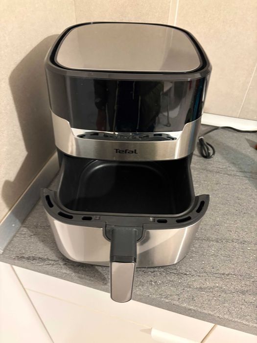 AirFryer Tefal LF-14M Folosit foarte putin